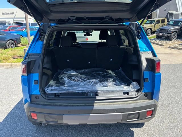 New 2026 Jeep Cherokee Laredo AWD/4WD image 7