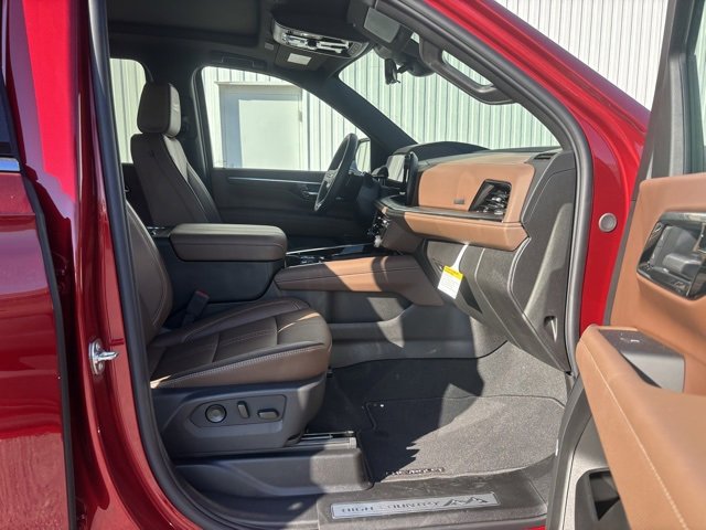 New 2026 Chevrolet Suburban High Country w/ Sun And Tow Package image 19