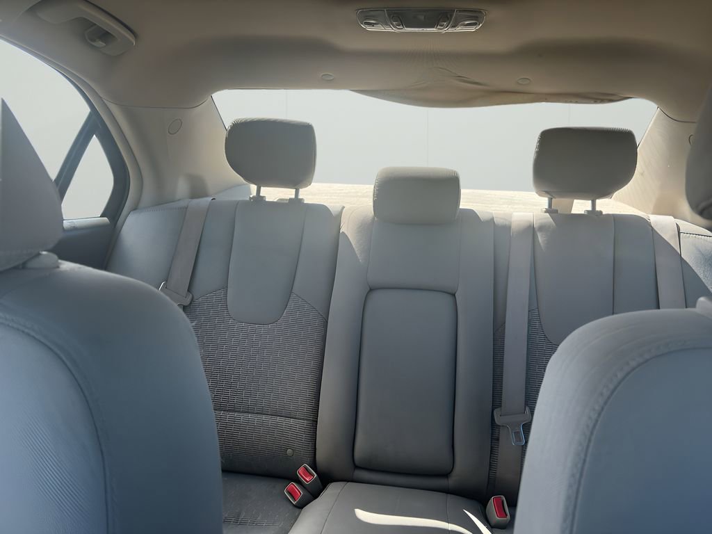 Used 2011 Ford Fusion SE FWD image 21