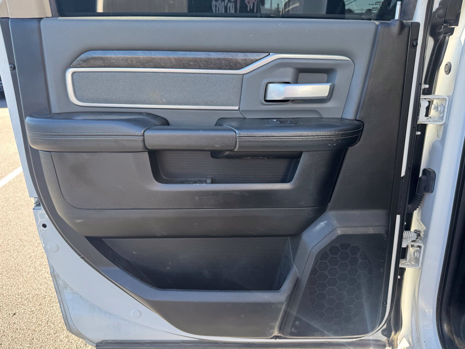 Used 2020 RAM 2500 Big Horn w/ Level 1 Equipment Group AWD/4WD image 23