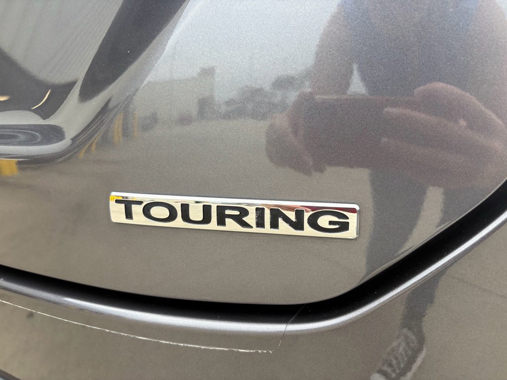 Certified 2025 Honda Pilot Touring image 34