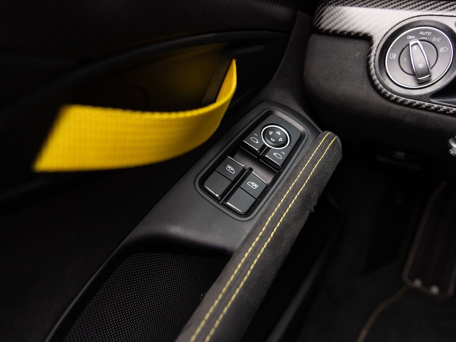 Certified 2025 Porsche 718 Boxster Spyder RS w/ Weissach Package image 22