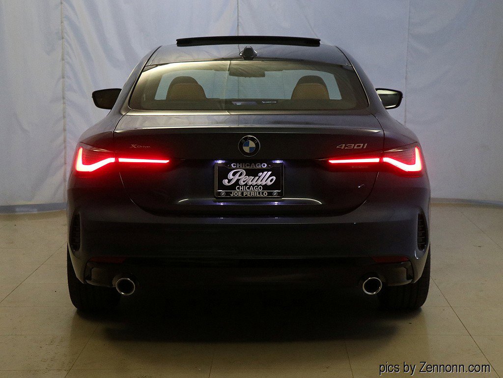 Used 2025 BMW 430i xDrive Coupe w/ Premium Package image 7