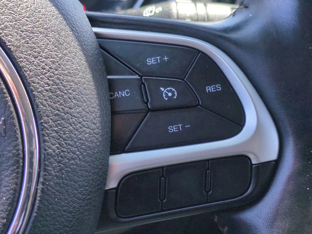 Used 2020 Jeep Compass Limited AWD/4WD image 18