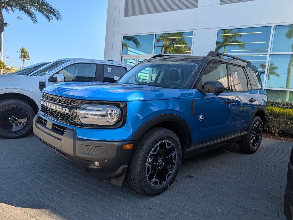 New 2026 Ford Bronco Sport Outer Banks w/ Outer Banks Tech Package+ AWD/4WD image 3