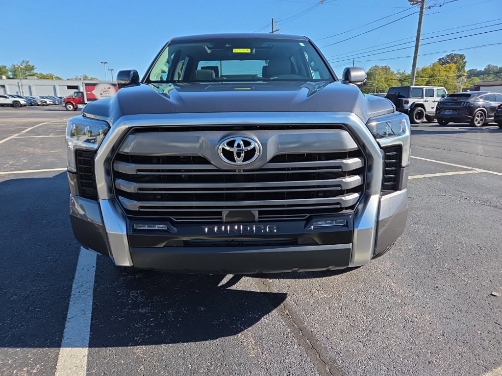 Used 2023 Toyota Tundra Limited image 2