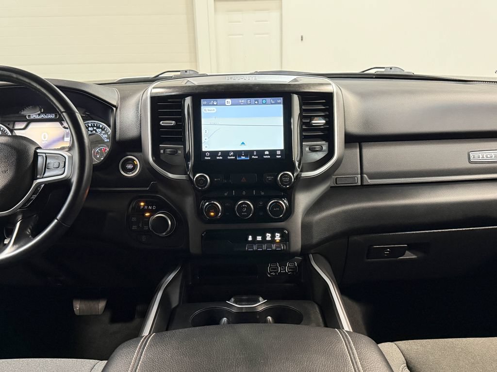 Used 2022 RAM 1500 Big Horn AWD/4WD image 18