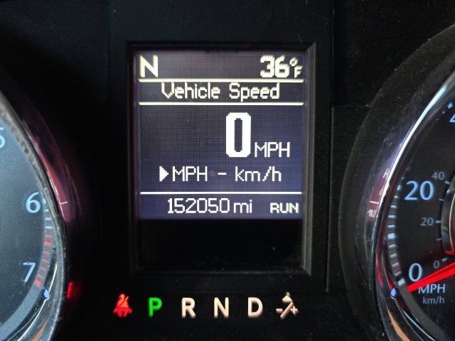 Used 2015 Chrysler Town & Country Touring FWD image 11