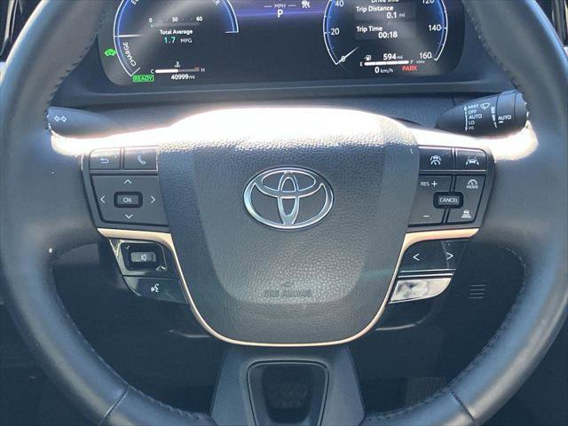 Certified 2023 Toyota Crown AWD/4WD image 19