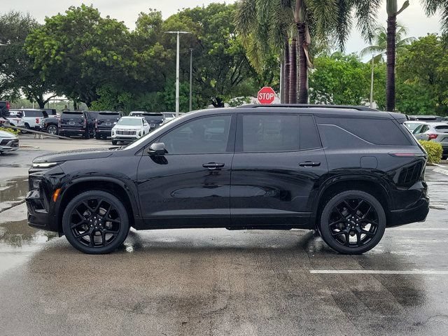 Used 2024 Chevrolet Traverse RS w/ LPO, Floor Liner Package FWD image 6