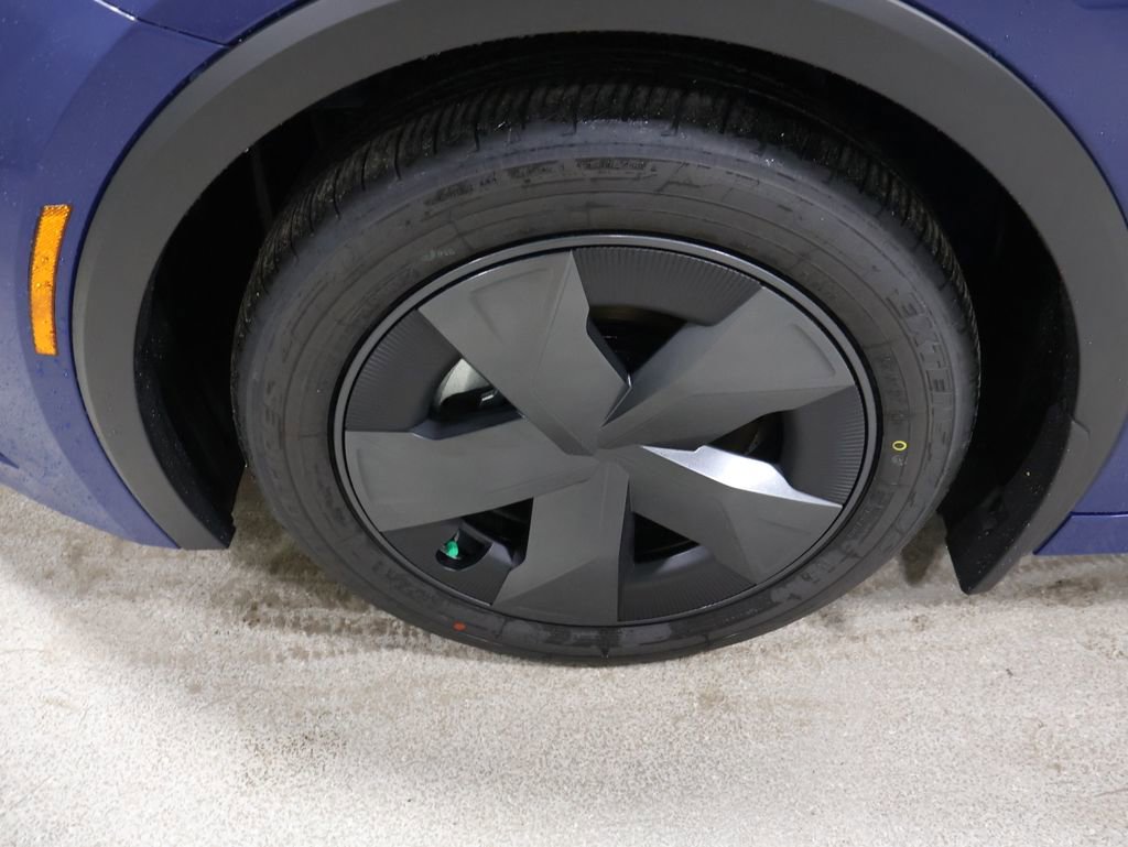 New 2026 Toyota Prius LE image 9