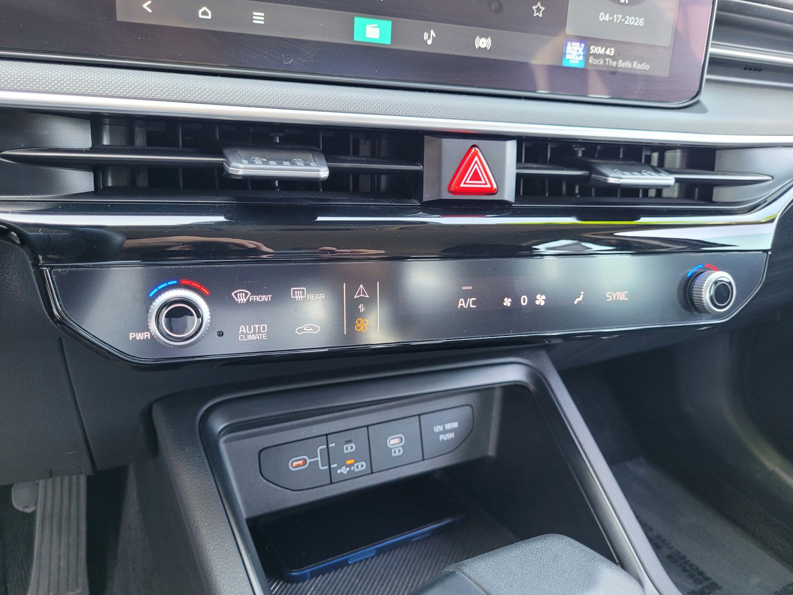 Used 2025 Kia K5 LXS image 19