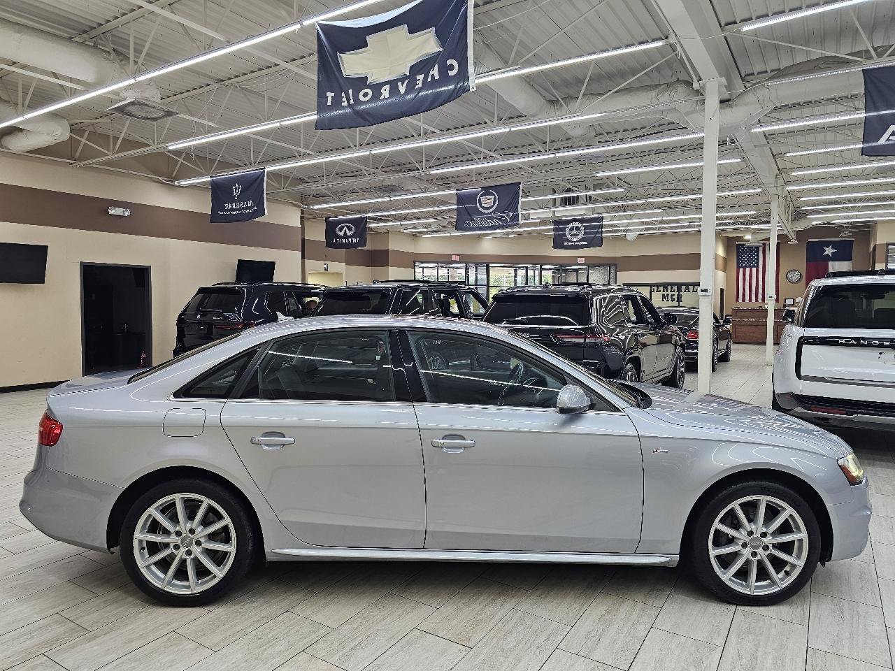 Used 2016 Audi A4 2.0T Premium Plus w/ Technology Package AWD/4WD image 4