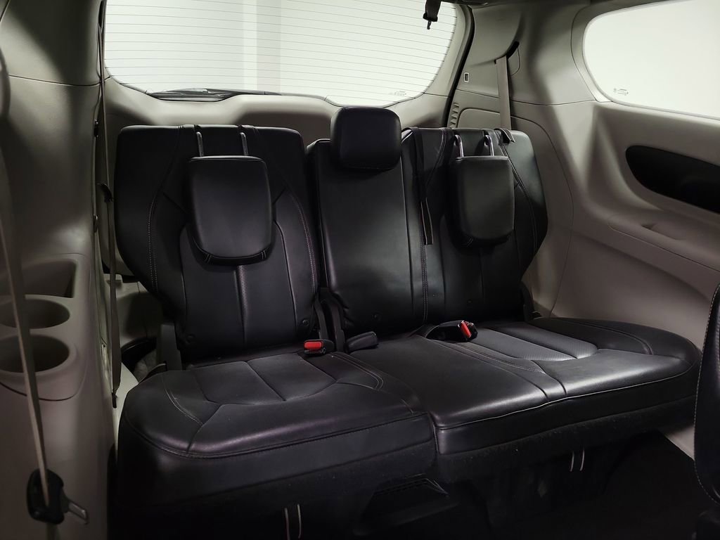 Used 2021 Chrysler Voyager Lxi image 25