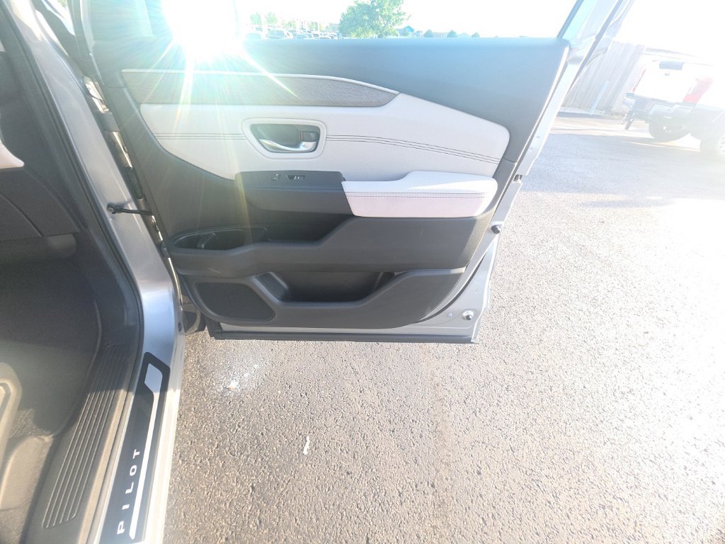 Certified 2026 Honda Pilot Elite image 32