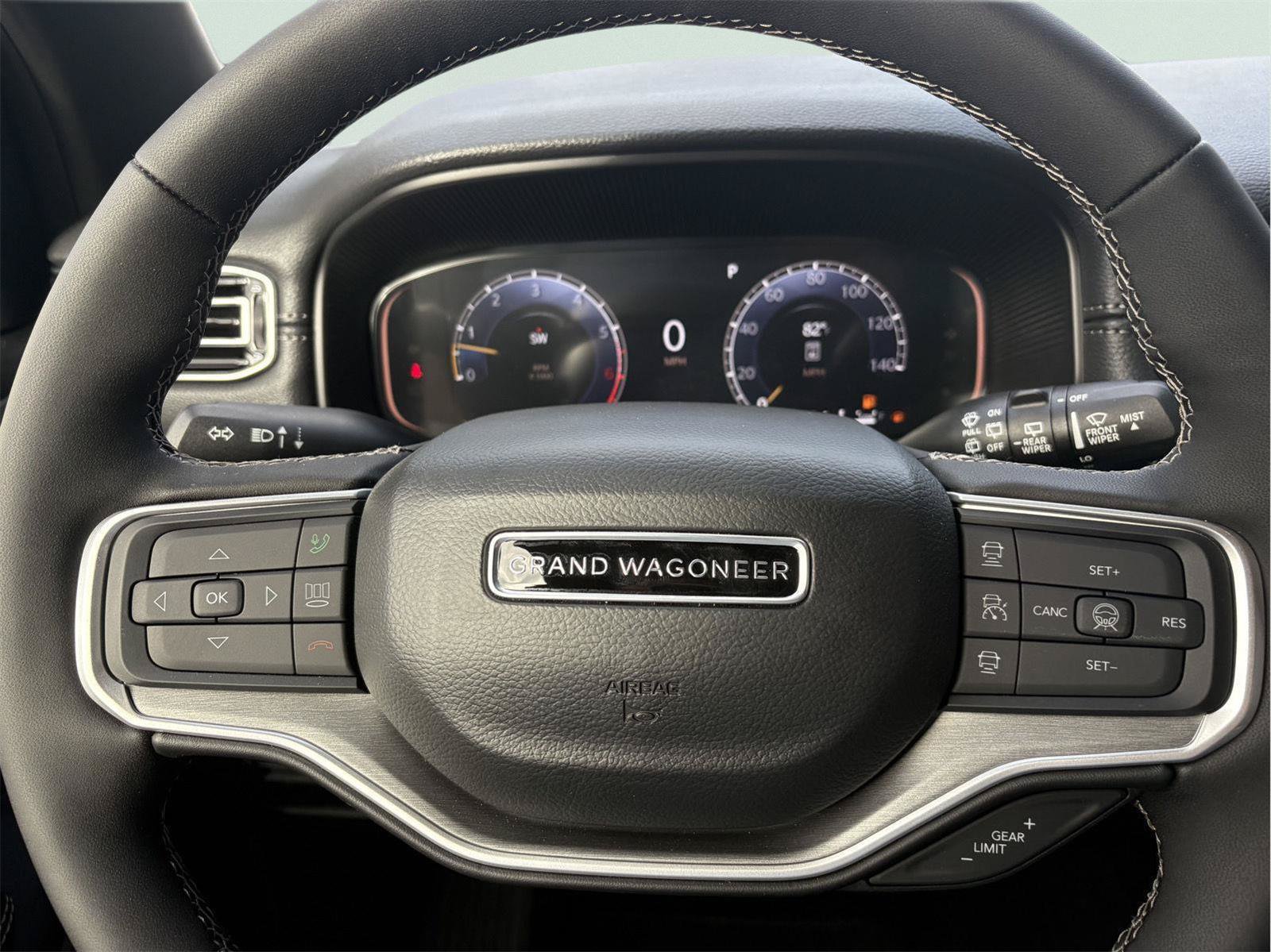 New 2026 Jeep Grand Wagoneer L Limited AWD/4WD image 14