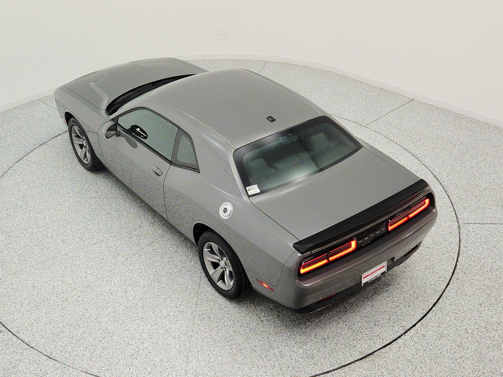 Used 2019 Dodge Challenger SXT RWD image 28