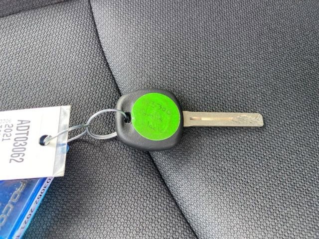 Used 2021 Toyota Corolla LE image 25