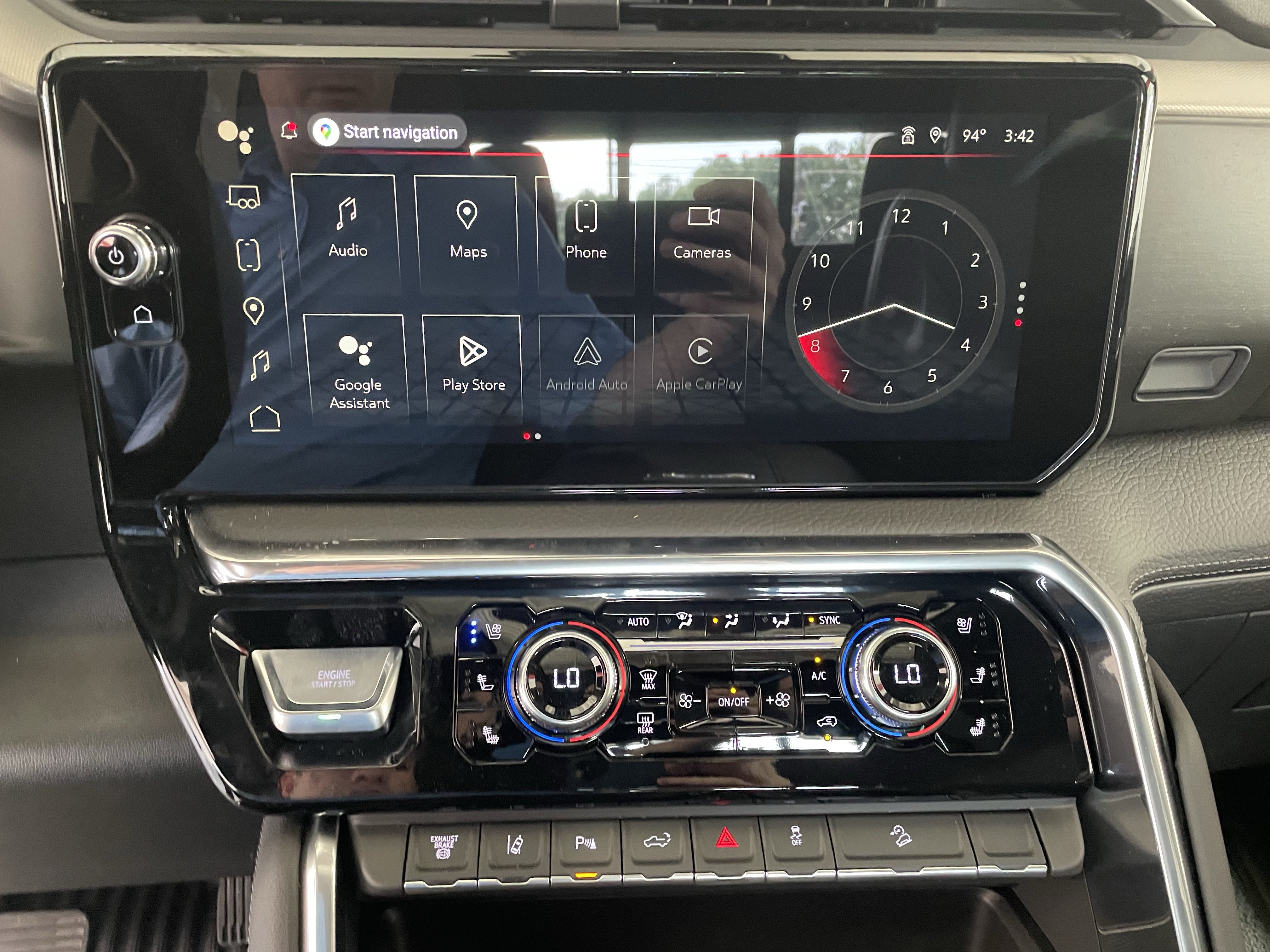 New 2026 GMC Sierra 2500 Denali w/ Denali Reserve Package AWD/4WD image 16