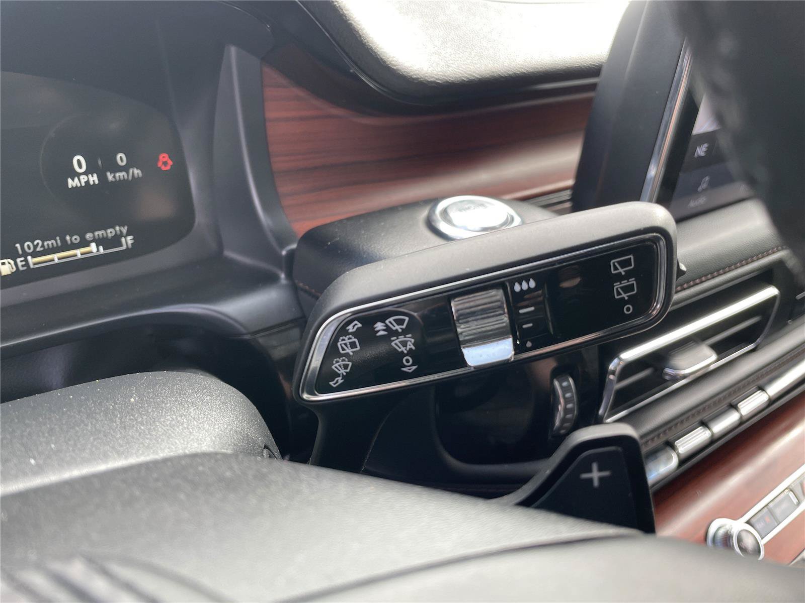 Used 2023 Lincoln Aviator Reserve AWD/4WD image 19