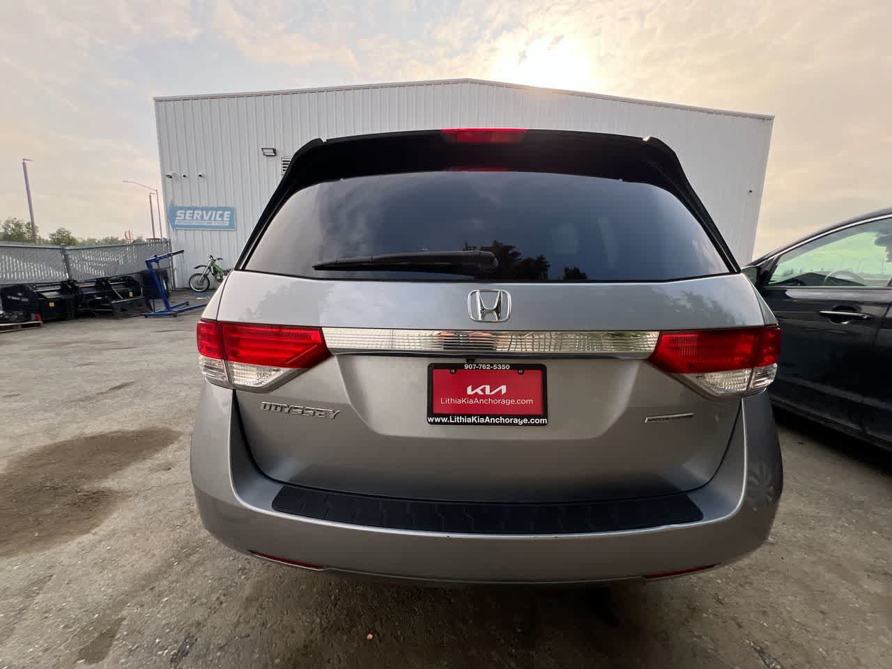 Used 2017 Honda Odyssey SE image 27