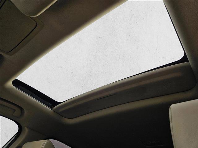 Used 2018 Honda CR-V Touring image 18