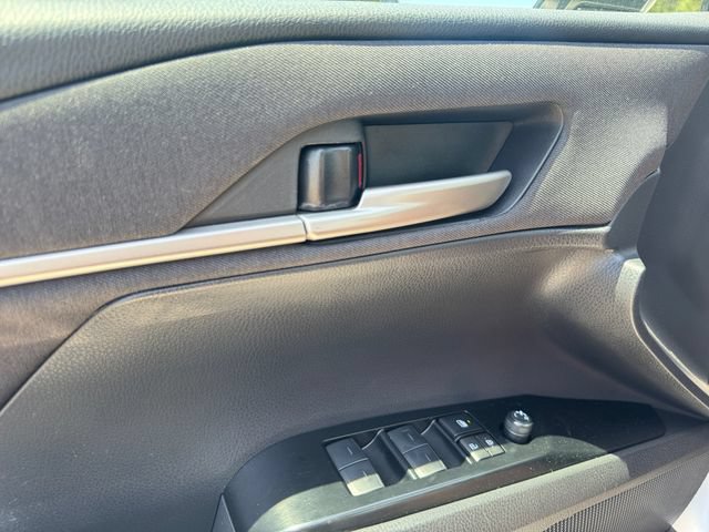 Used 2025 Toyota Camry LE FWD image 18