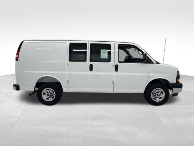 Certified 2025 GMC Savana 2500 w/ Driver Convenience Package RWD image 4