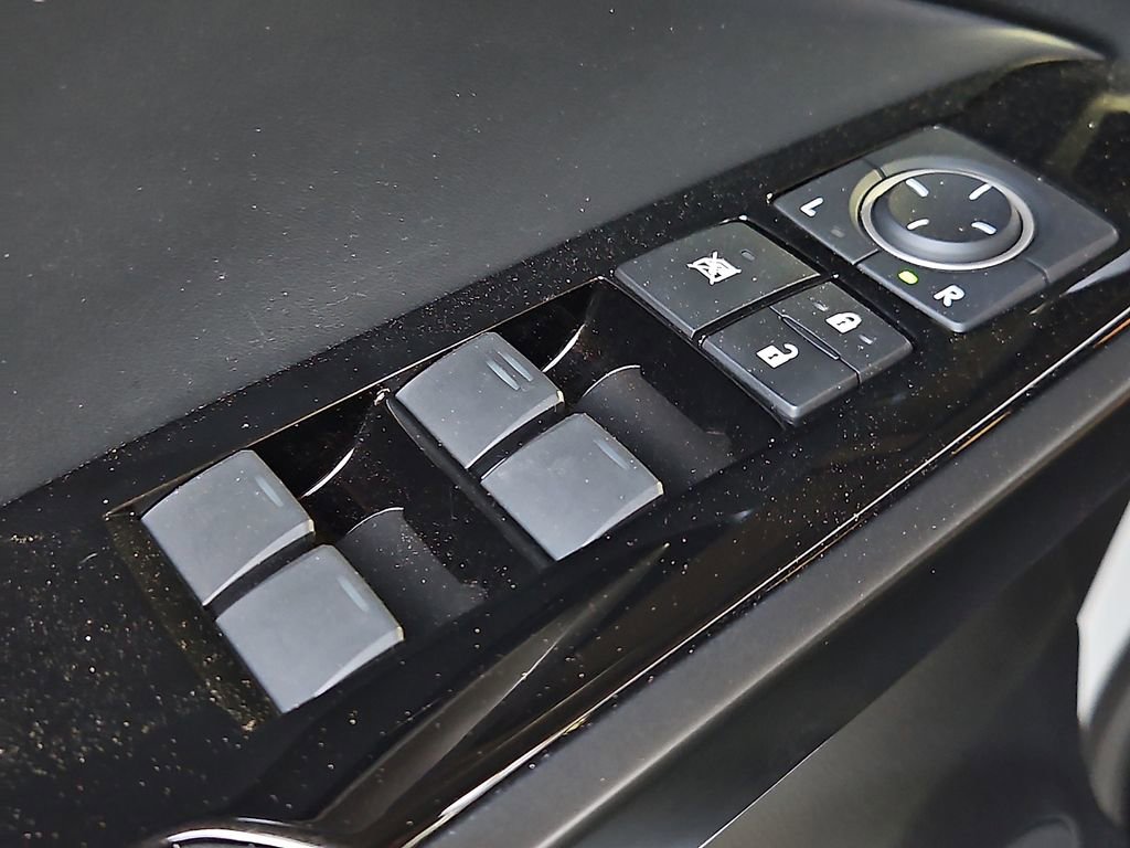 Used 2025 Lexus IS 350 F Sport w/ Accessory Package image 18