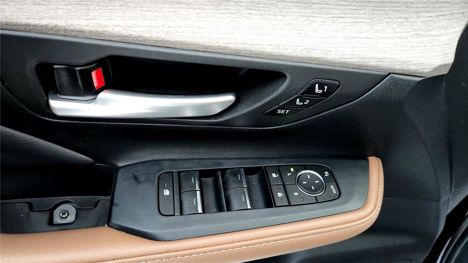 Used 2024 Toyota Grand Highlander Platinum image 25