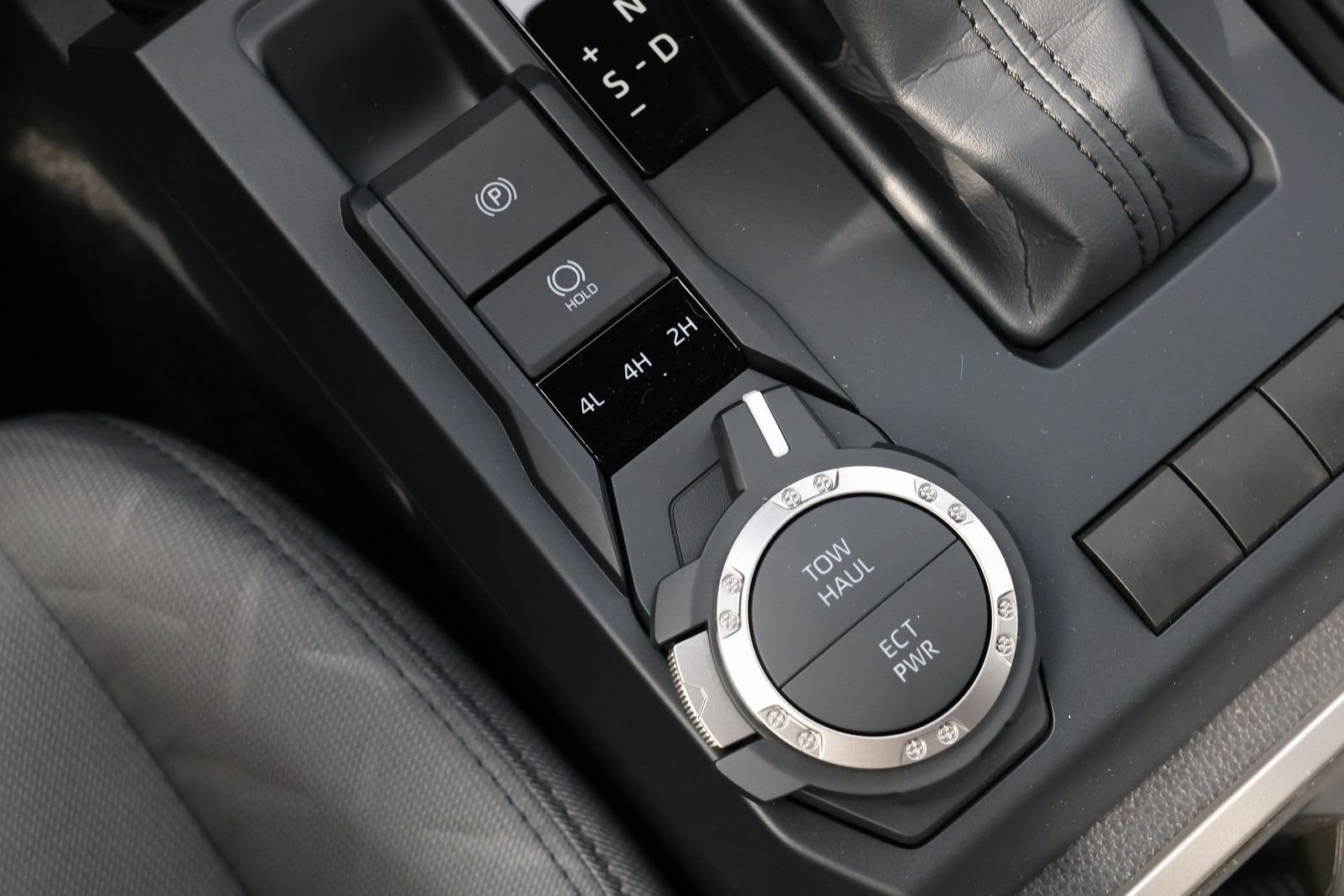 New 2026 Toyota Tacoma SR5 AWD/4WD image 4