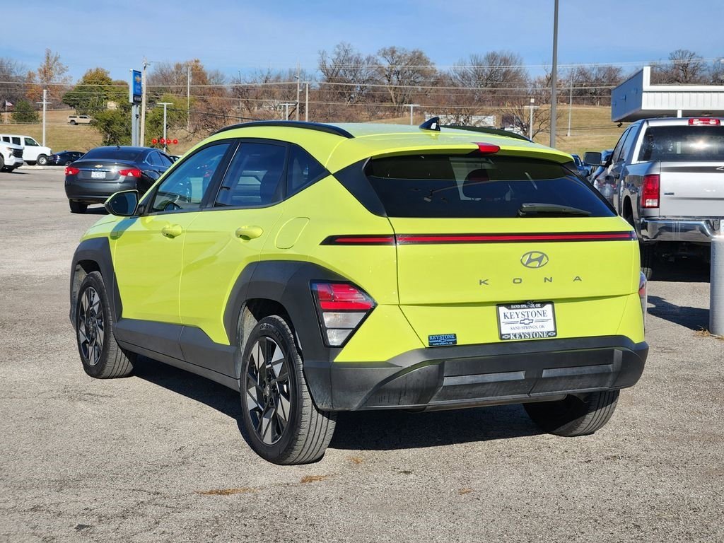 Used 2024 Hyundai Kona SEL w/ Convenience Package image 7