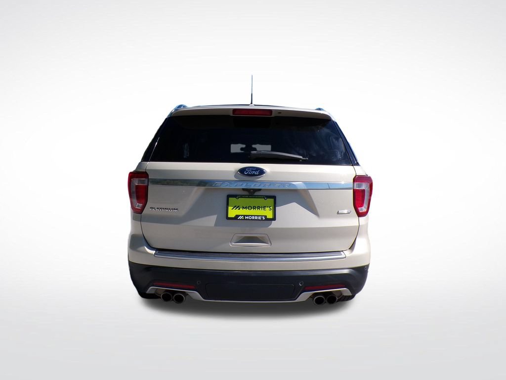 Used 2018 Ford Explorer Platinum AWD/4WD image 4