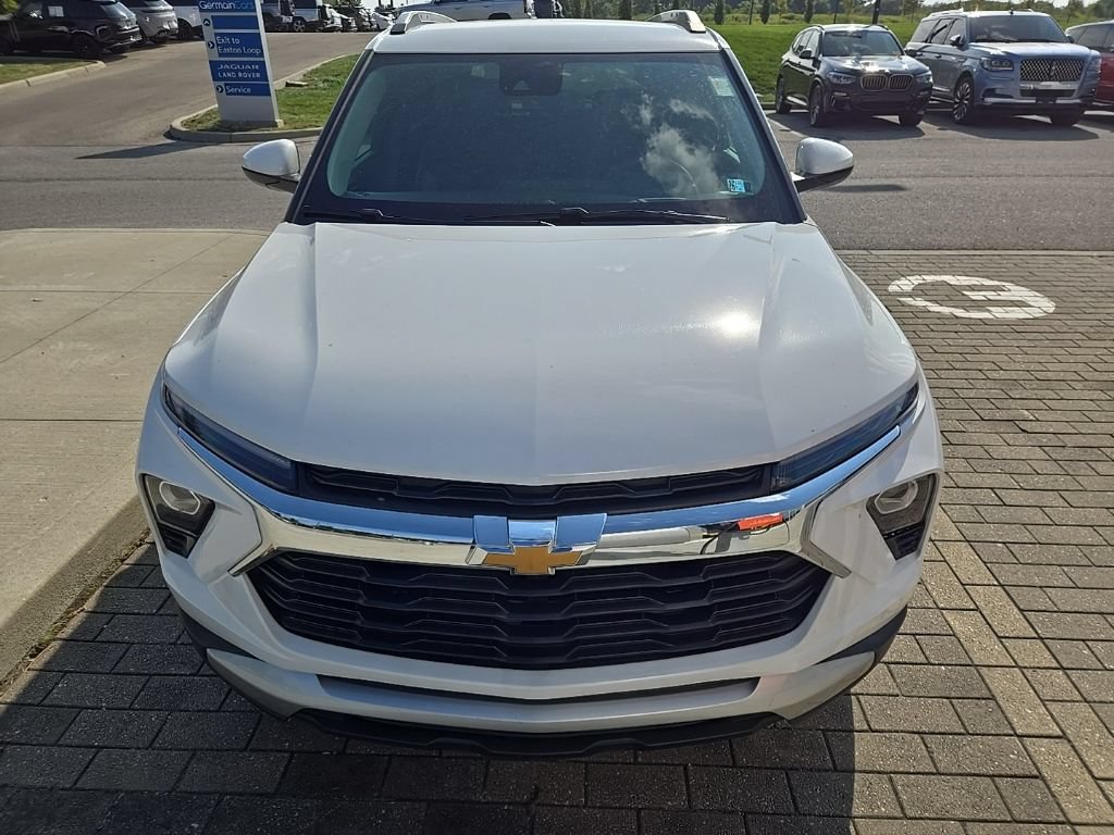 Used 2026 Chevrolet TrailBlazer LT AWD/4WD image 2
