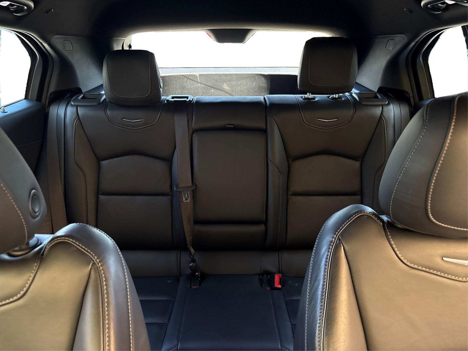 Used 2021 Cadillac XT4 Premium Luxury w/ Driver Awareness Package image 19