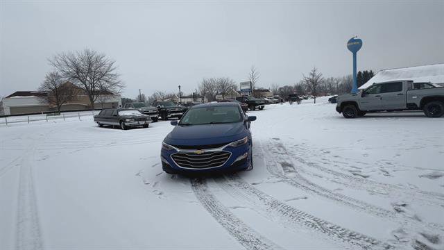 Used 2023 Chevrolet Malibu LT image 3