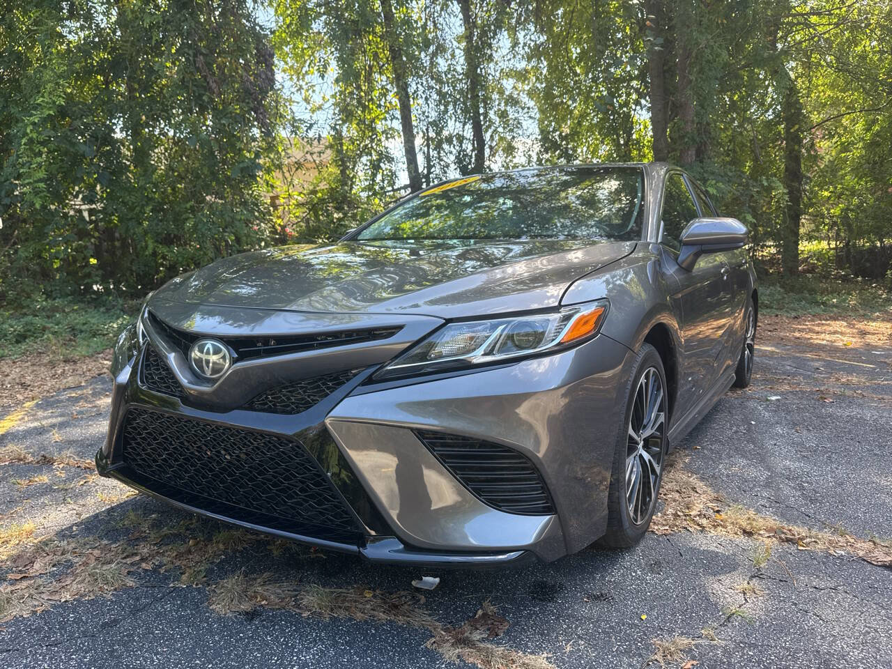 Used 2018 Toyota Camry SE