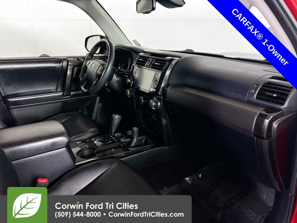 Used 2021 Toyota 4Runner Venture image 28