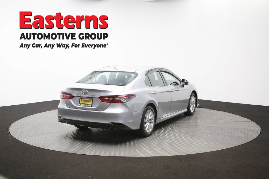 Used 2021 Toyota Camry LE FWD image 31