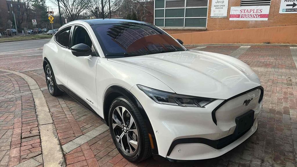 Used 2021 Ford Mustang Mach-E Premium image 1