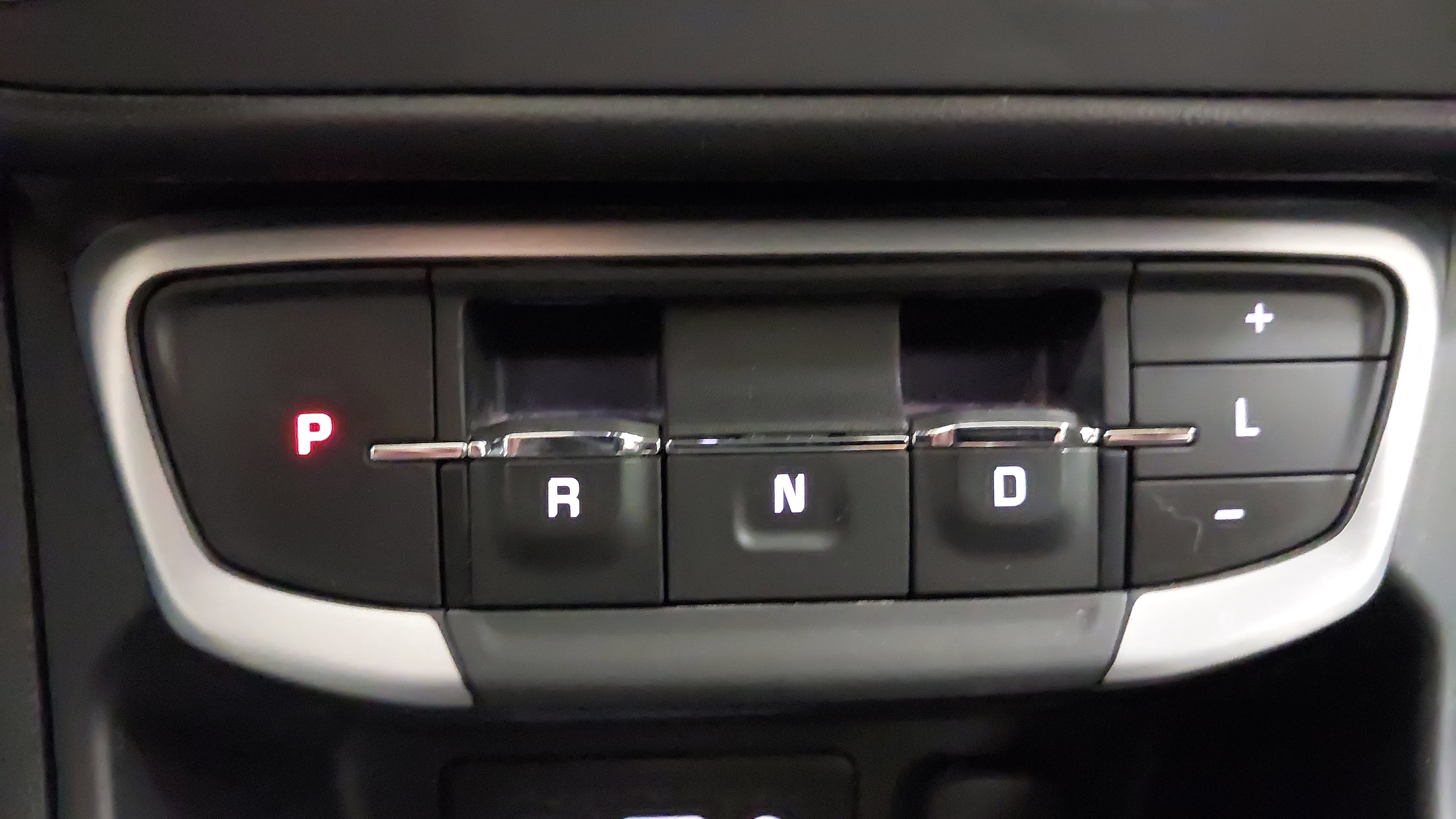 Used 2024 GMC Terrain SLE w/ Driver Convenience Package AWD/4WD image 21
