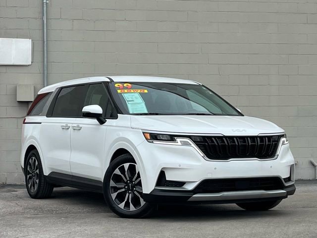 Certified 2024 Kia Carnival EX image 1