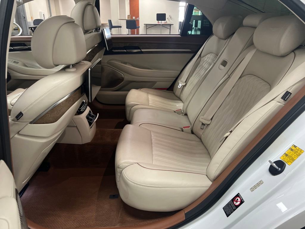 Used 2020 Genesis G90 5.0 Ultimate image 28