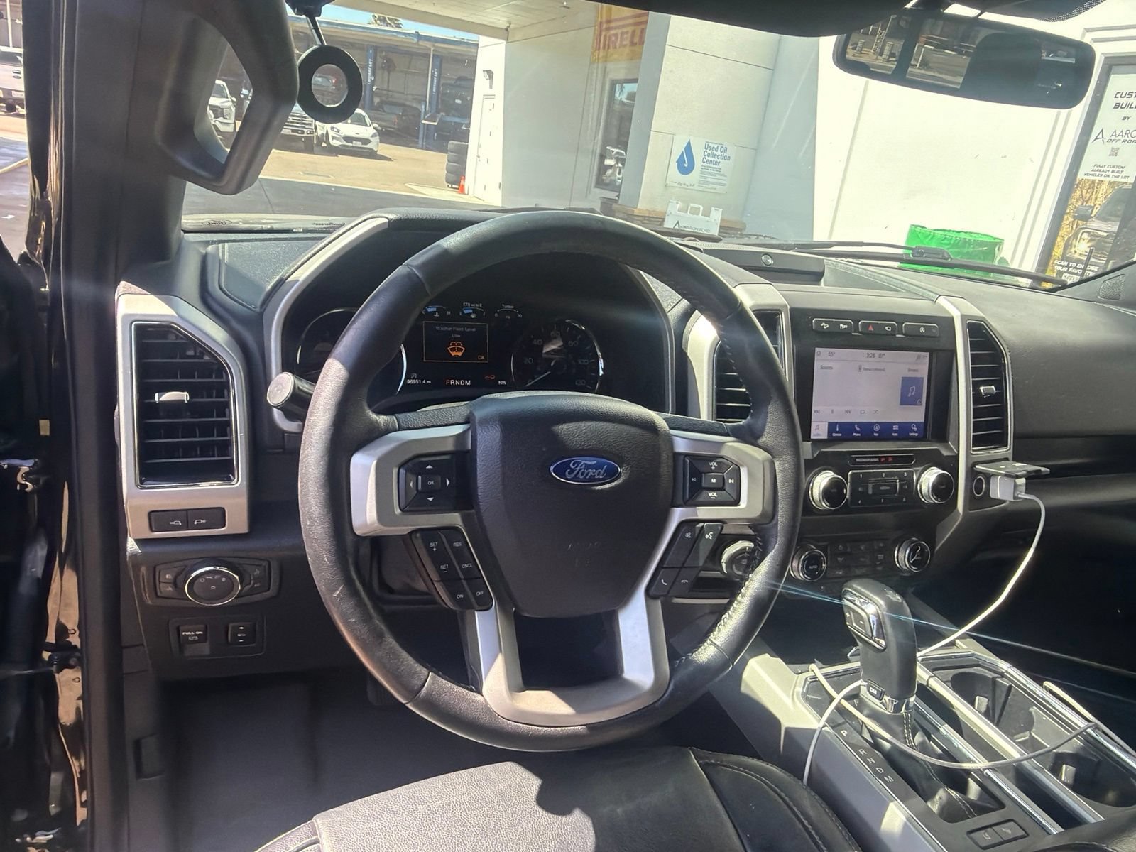 Used 2020 Ford F150 Lariat w/ Equipment Group 502A Luxury AWD/4WD image 9