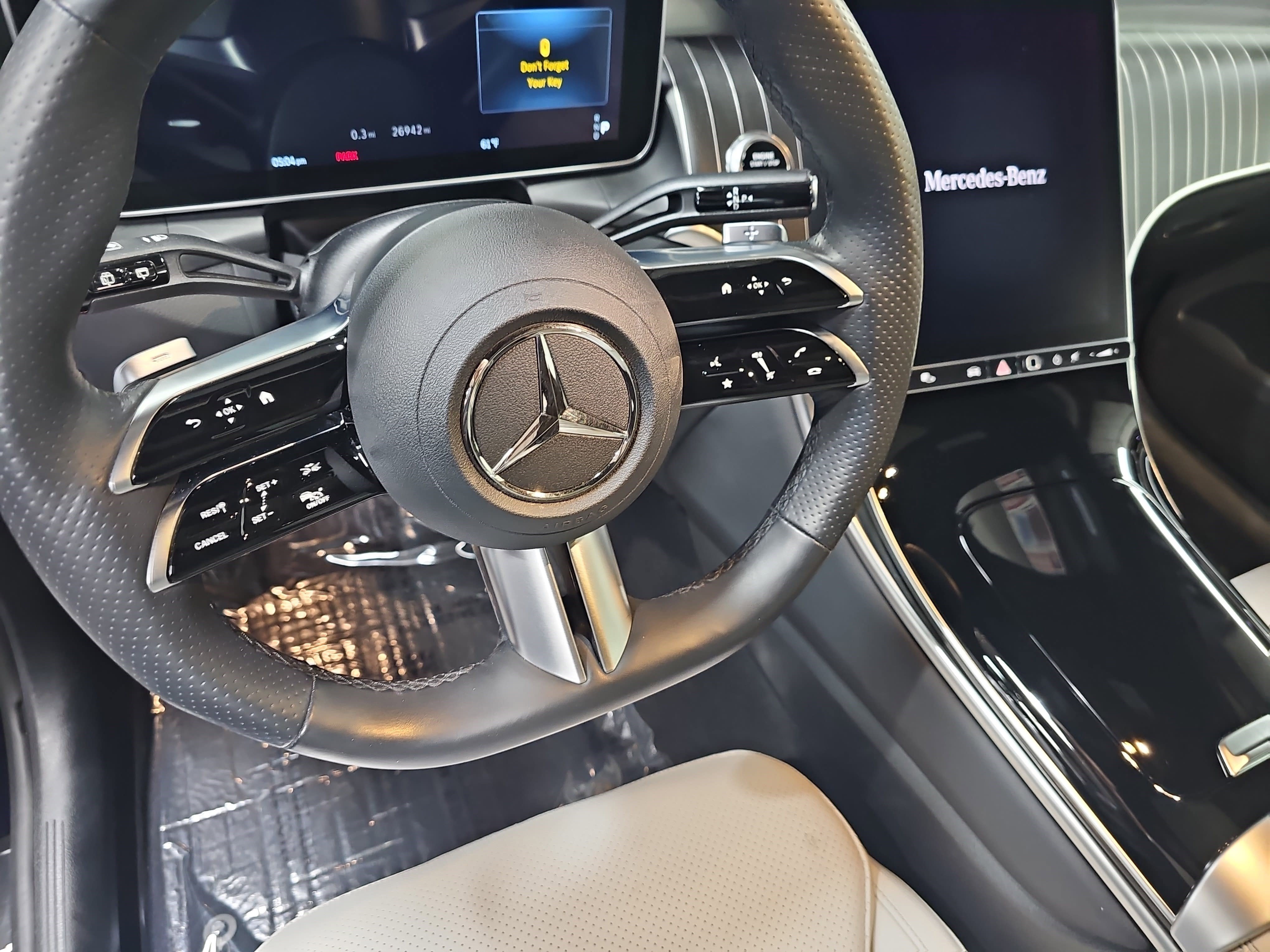 Certified 2024 Mercedes-Benz GLC 300 4MATIC image 18