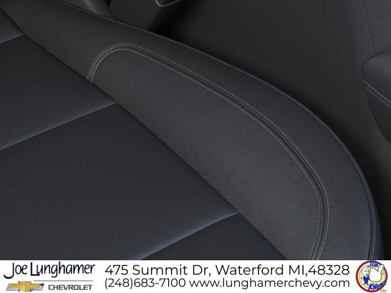 New 2026 Chevrolet Suburban LT AWD/4WD image 23
