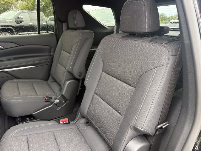 New 2027 Chevrolet Traverse LT w/ Midnight/Sport Edition FWD image 21