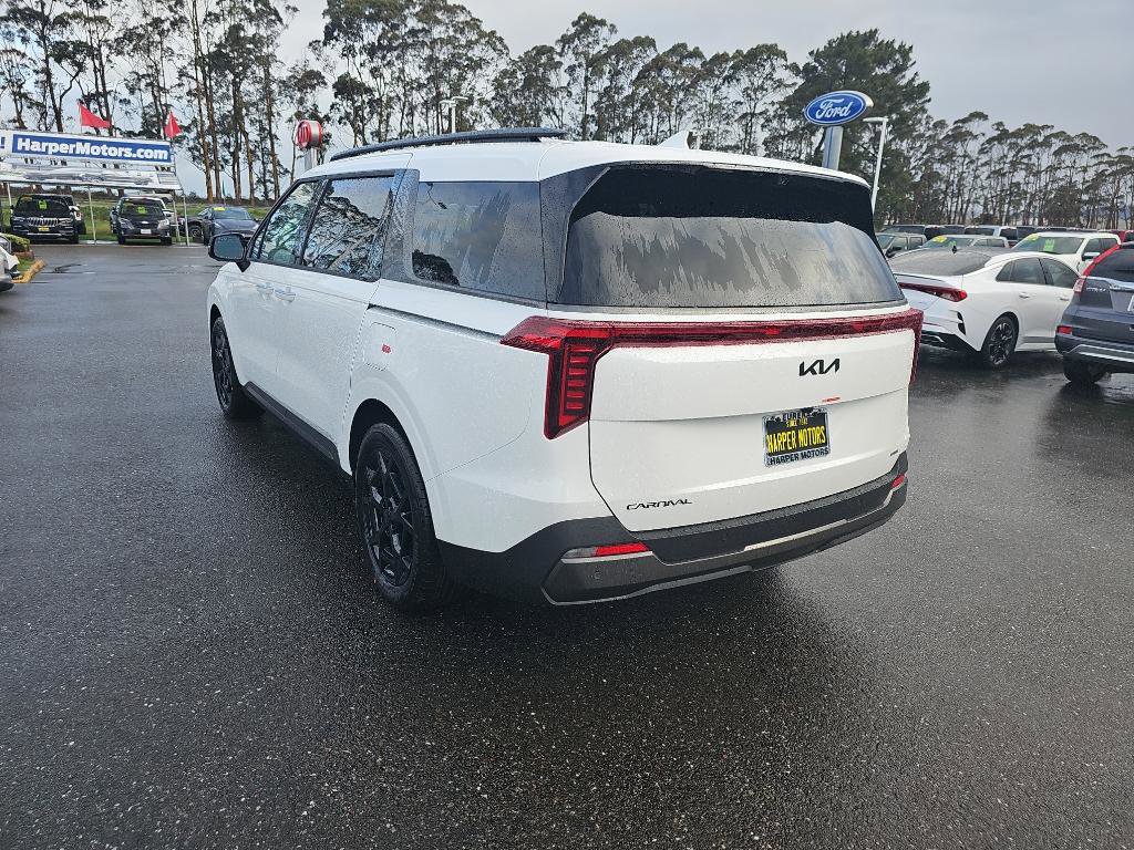 New 2025 Kia Carnival SX Prestige image 4