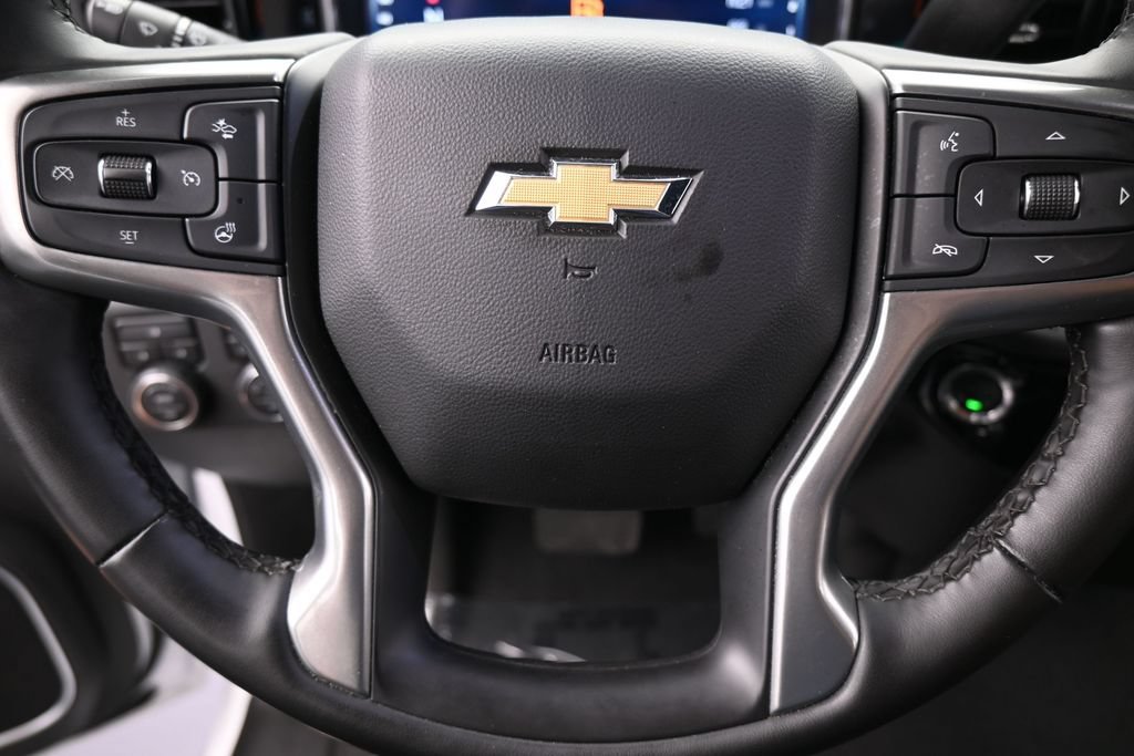 Used 2025 Chevrolet Silverado 2500 LT w/ Convenience Package AWD/4WD image 32