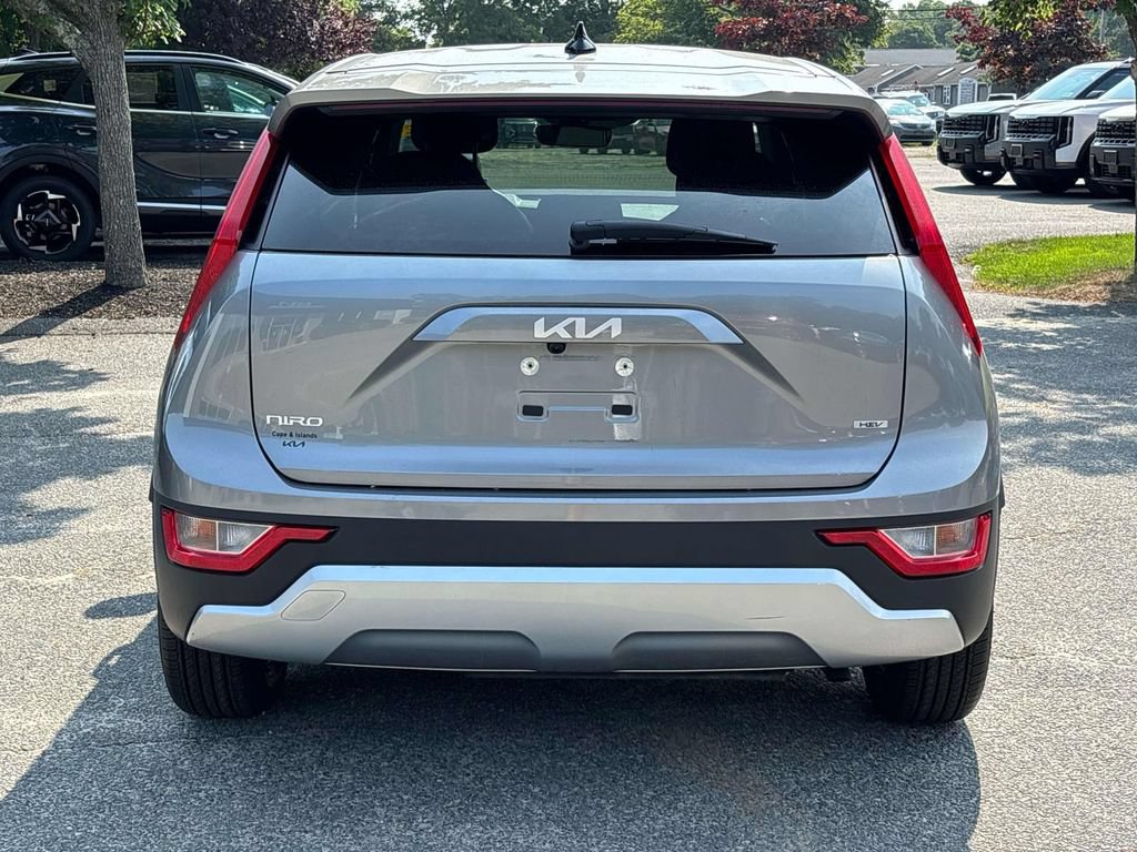 Certified 2023 Kia Niro LX FWD image 4